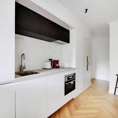 Beautiful La Muette Passy Terrace - Mobility Lease パリ